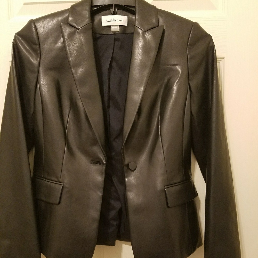 New Cavin Klein faux leathet blazer